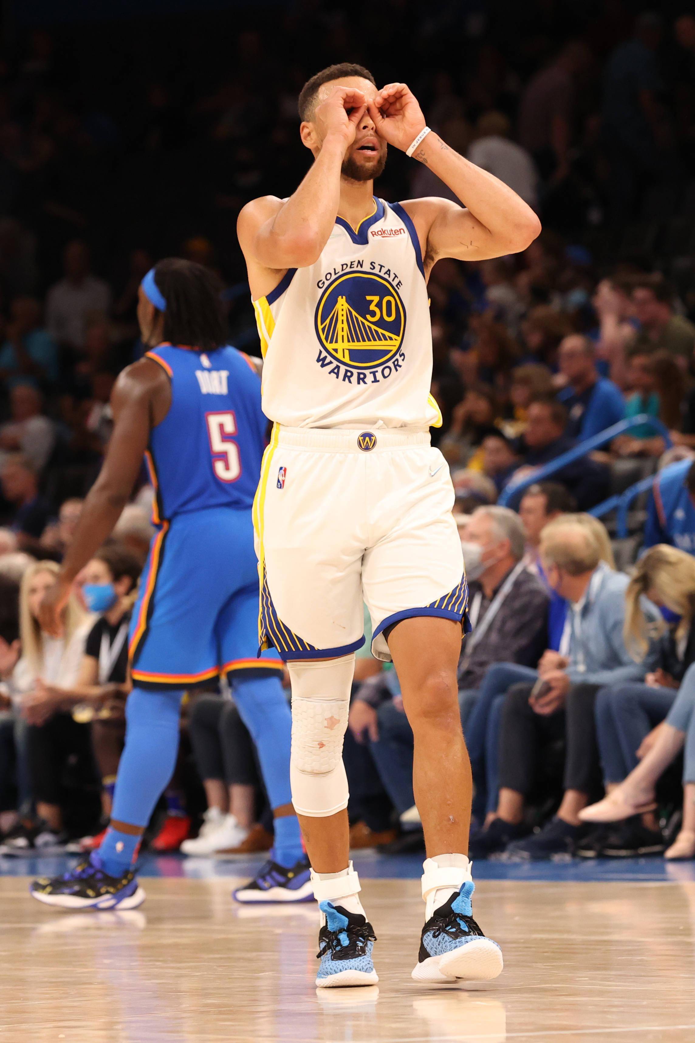 星空体育-勇士打步行者